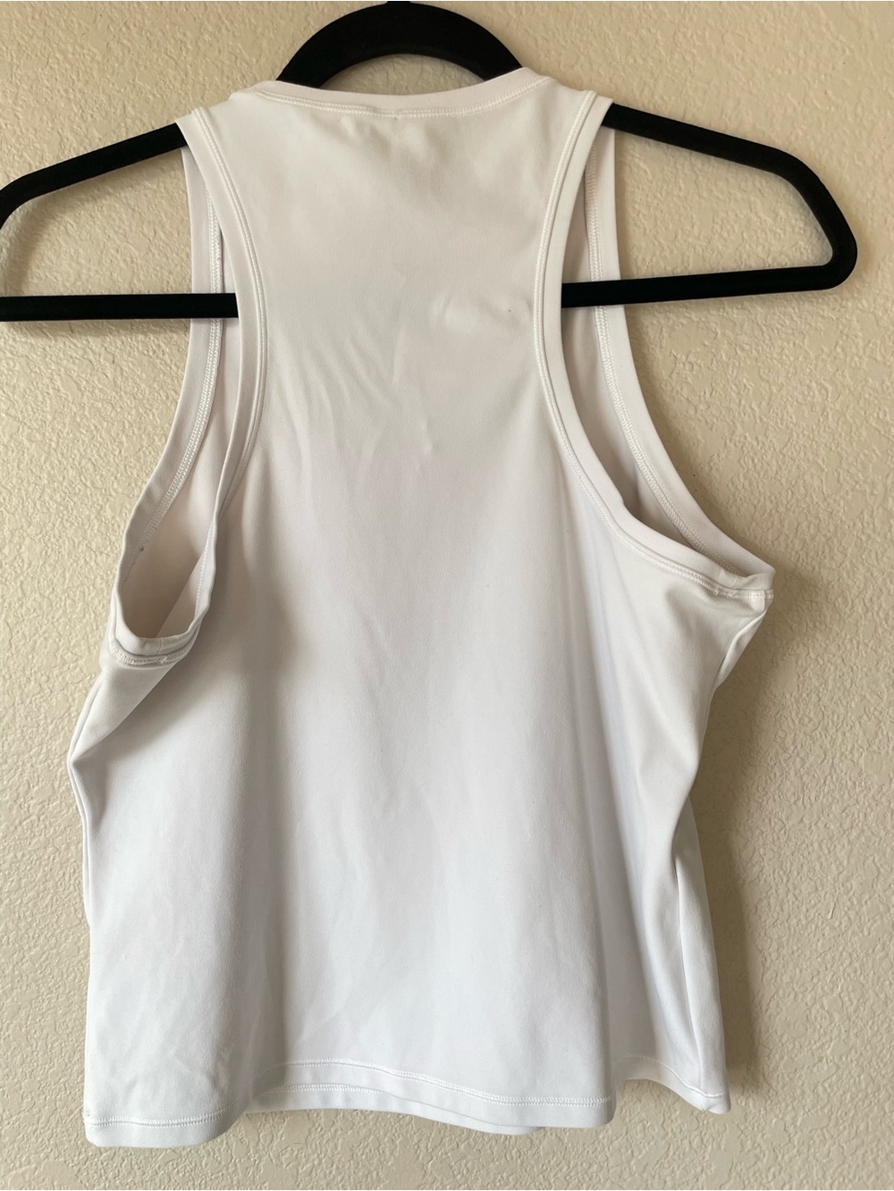 Vuori White High-Neck Performance Tank - Picture 2 of 7